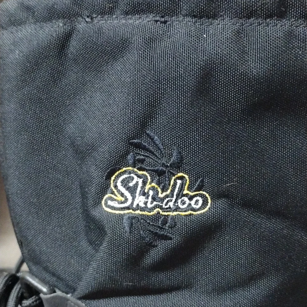 Kamik Skidoo winter boots 9